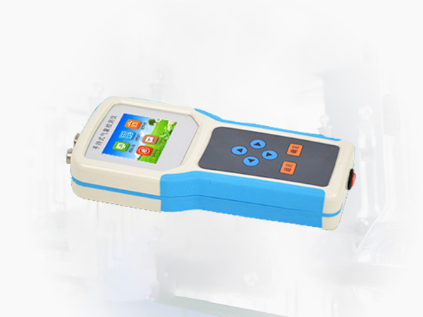 手持農(nóng)業(yè)氣象監(jiān)測儀